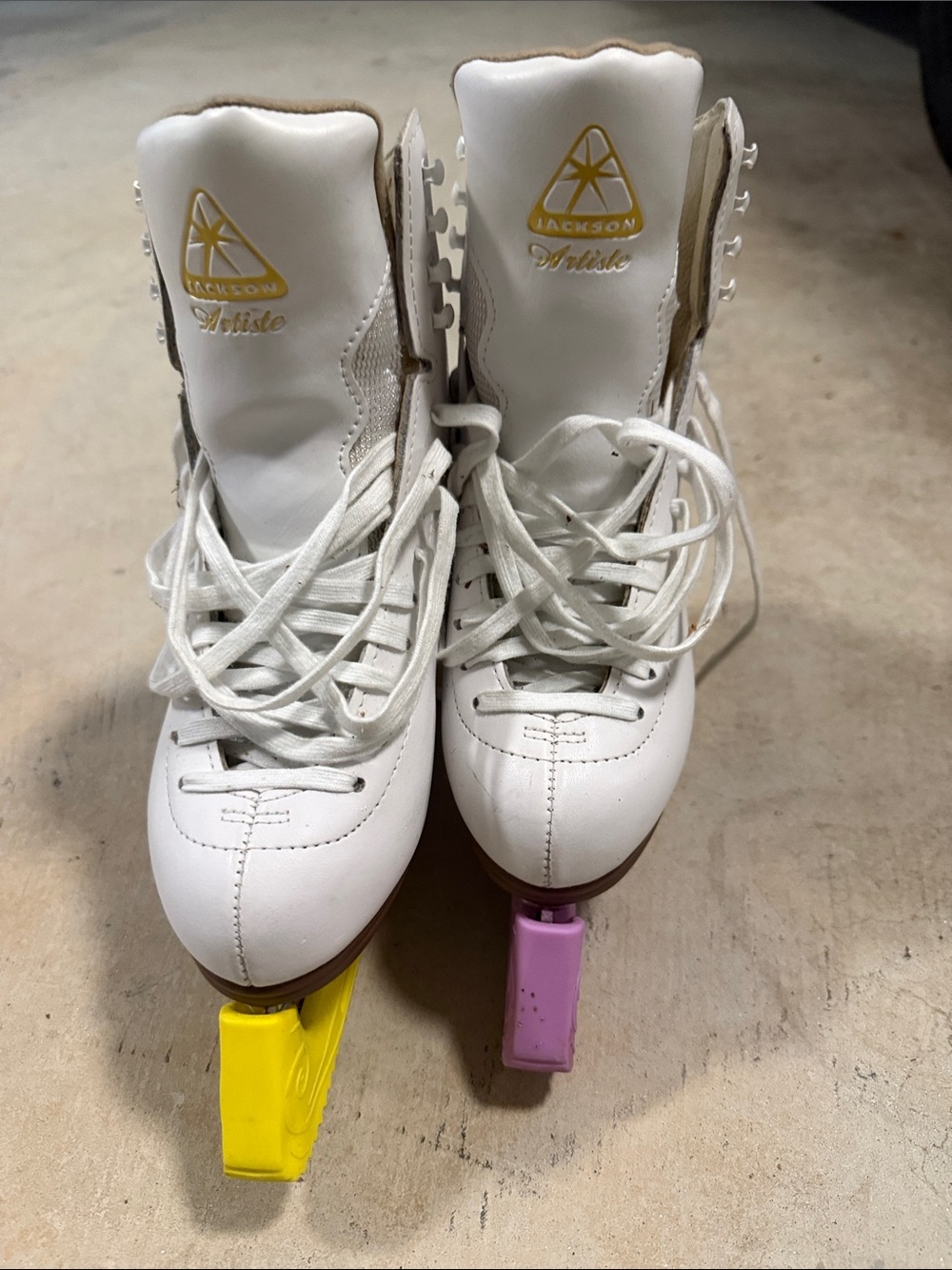 JACKSON White Figure Skates with Yellow and Pink Guards-Like new